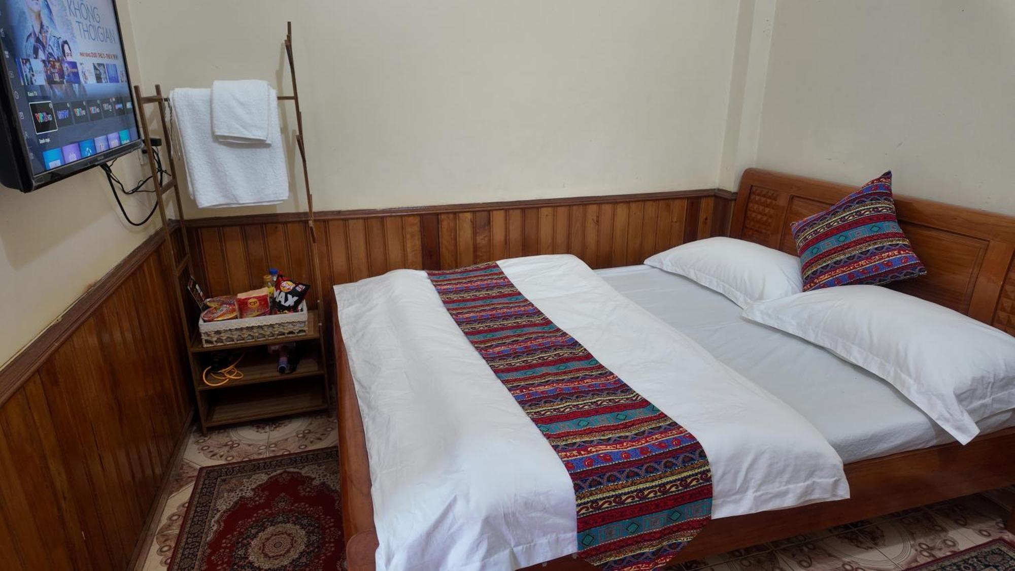 Lien Huong 145A Hotel Ha Giang Bagian luar foto